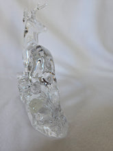 Load image into Gallery viewer, Princess House Wonders of the Wild Crystal Deer