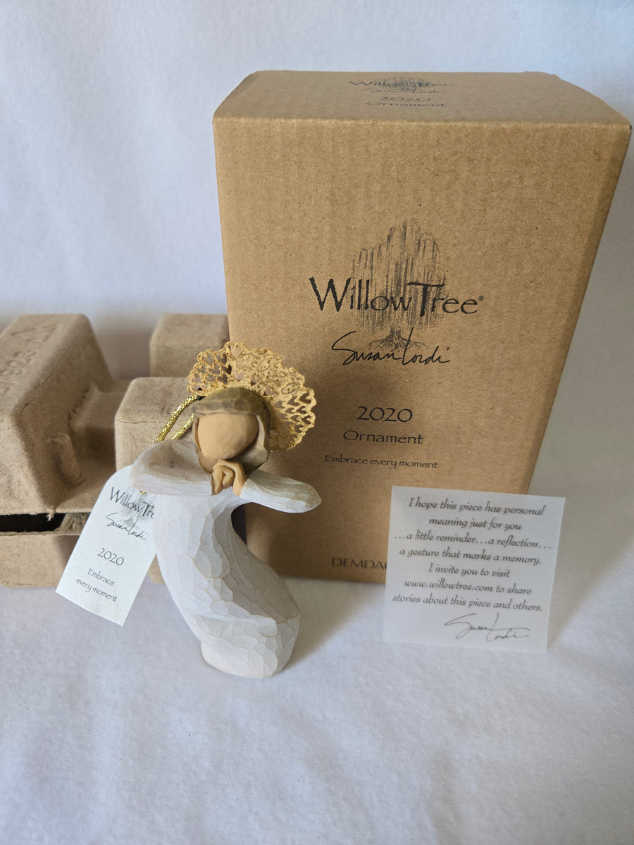 Willow Tree ornament Surprise – Peter's Hummel Home Willow Tree ornament Surprise – Peter's Hummel Home