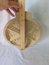 Load image into Gallery viewer, Sassafras Superstone Shortbread Cookie Mold