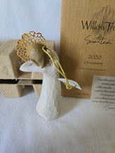Load image into Gallery viewer, Willow Tree 2020 Christmas Ornament "Embrace Every Moment"
