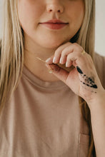 Load image into Gallery viewer, Necklace - Breaking Through (Dear Heart)