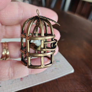 Vintage Trinkets - Bird in Cage - Prima Marketing