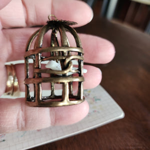 Vintage Trinkets - Bird in Cage - Prima Marketing