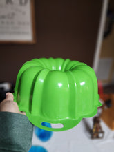 Load image into Gallery viewer, Vintage Nordic Ware Bundt Pan Green Baking Cake Made in USA