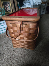 Load image into Gallery viewer, Vintage Picnic Basket