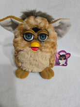 Load image into Gallery viewer, Vintage "Giraffe" Furby