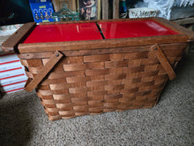 Load image into Gallery viewer, Vintage Picnic Basket