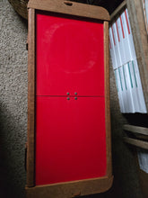 Load image into Gallery viewer, Vintage Picnic Basket