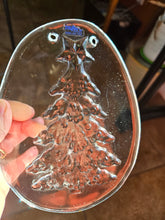 Load image into Gallery viewer, Nybro Sweden Art Glass Christmas Tree Decor