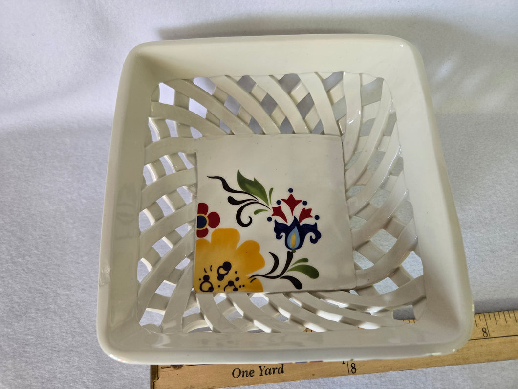 Jardine Square Bread Basket by Eva Mendes for Espana