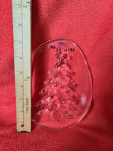 Load image into Gallery viewer, Nybro Sweden Art Glass Christmas Tree Decor