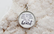 Charm - God Holds You in His Arms (Jennifer Dahl)