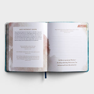Devotional Journal - 100 Days of Hope & Encouragement: A Devotional Journal (DaySpring)