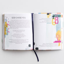 Load image into Gallery viewer, Devotional Journal - 100 Days of Grace &amp; Gratitude (Shanna Noel)